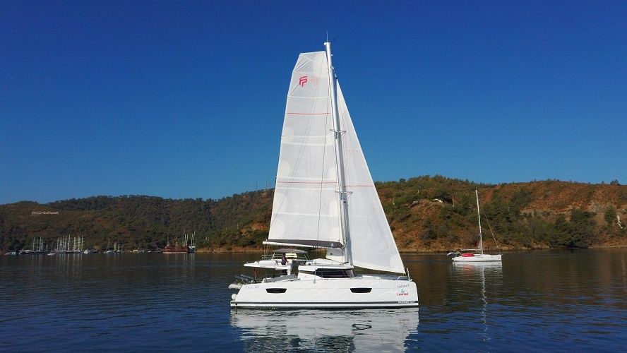 Fountaine Pajot Elba 45 | Lalom