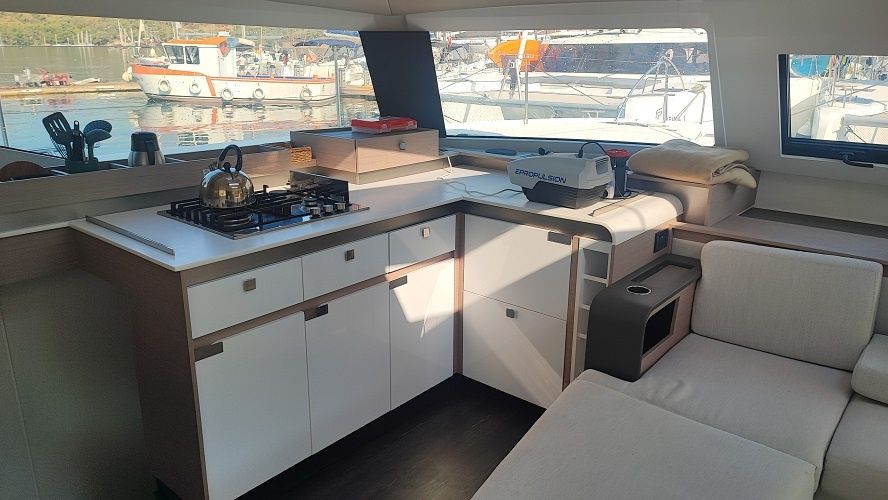 Fountaine Pajot Elba 45 | Lalom