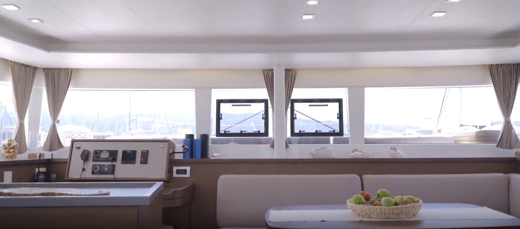 Lagoon 450 F | Fluffy