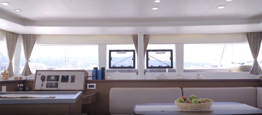 Lagoon 450 F | Fluffy