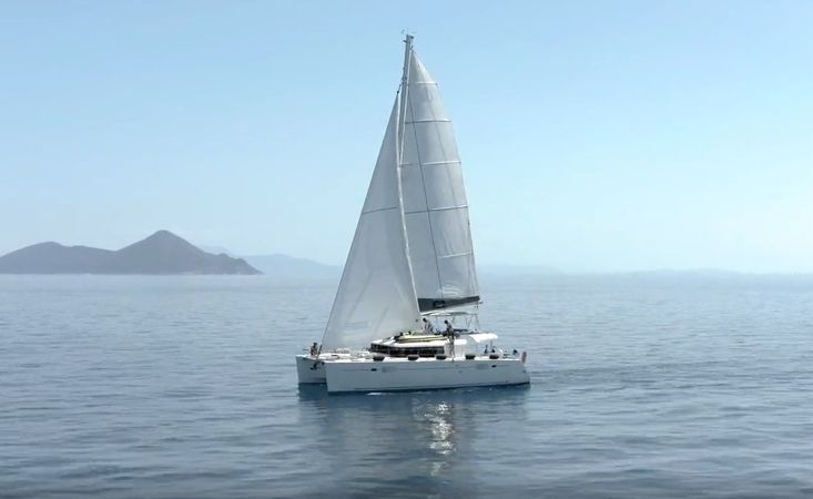 Lagoon 450 F | Fluffy