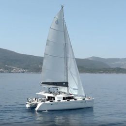 Lagoon 450 F | Fluffy