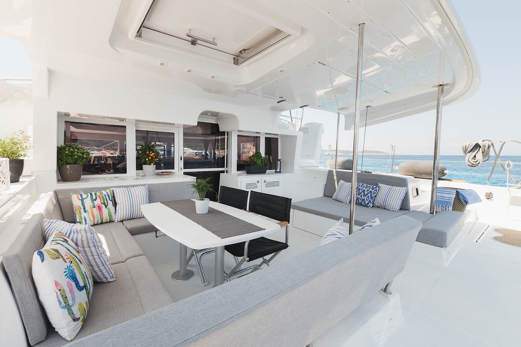 Lagoon 450 F | Fluffy