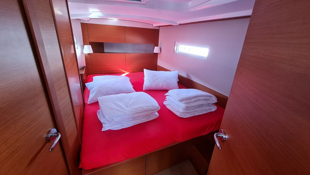 Jeanneau Sun Odyssey 410 | Rosso Bianco