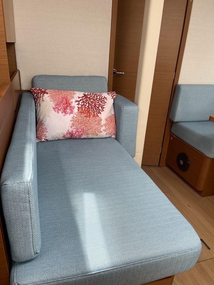 Jeanneau Sun Odyssey 410 | Rosso Bianco