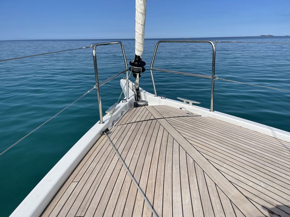 Jeanneau Sun Odyssey 410 | Rosso Bianco
