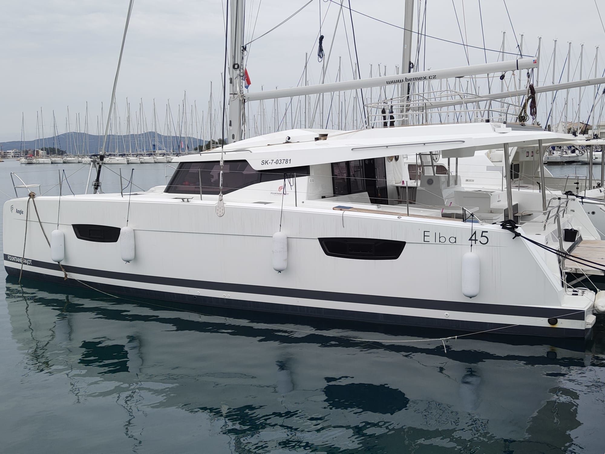 Fountaine Pajot Elba 45 | Angie
