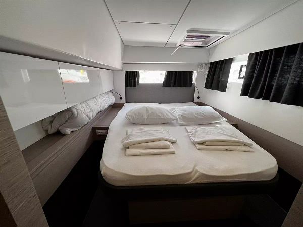 Fountaine Pajot Elba 45 | Angie