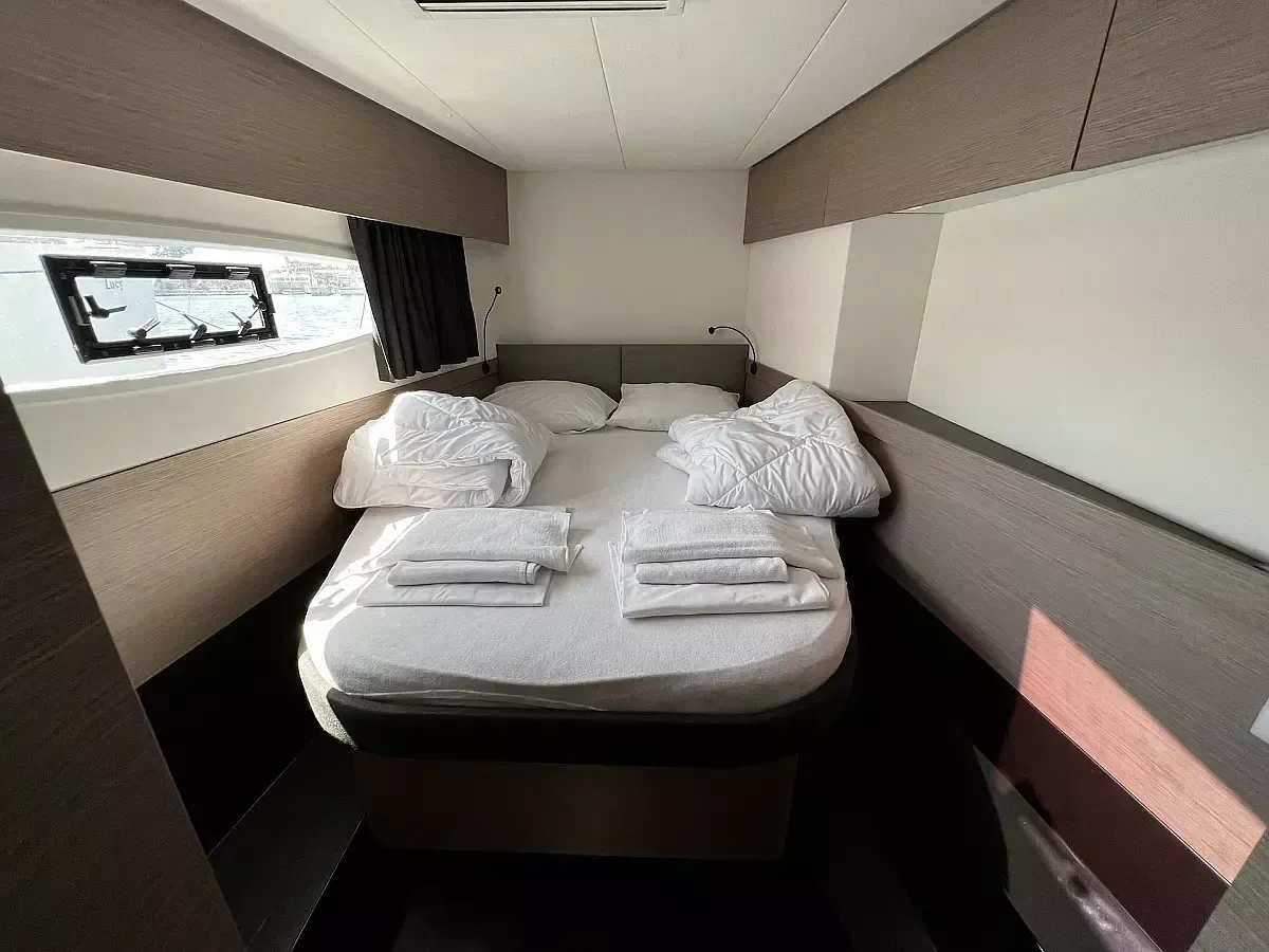 Fountaine Pajot Elba 45 | Angie
