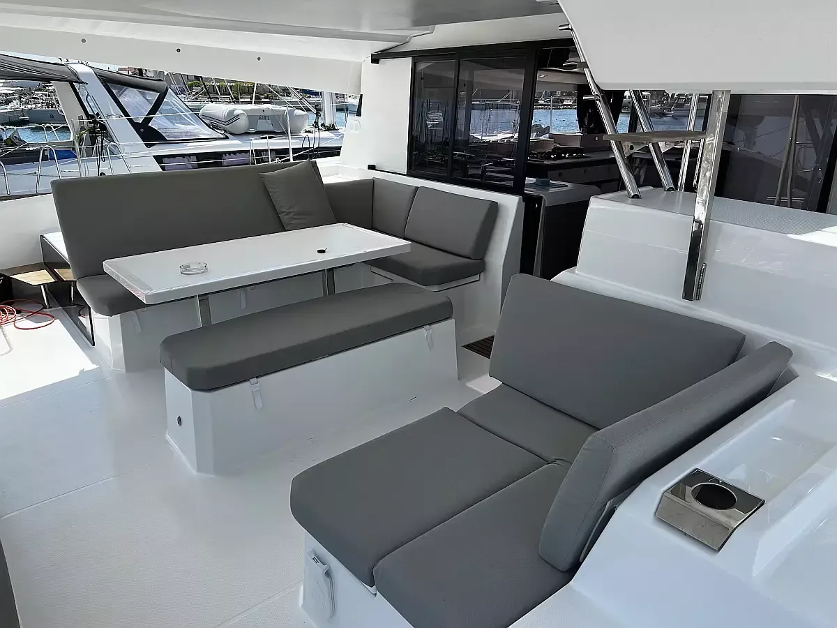 Fountaine Pajot Elba 45 | Angie