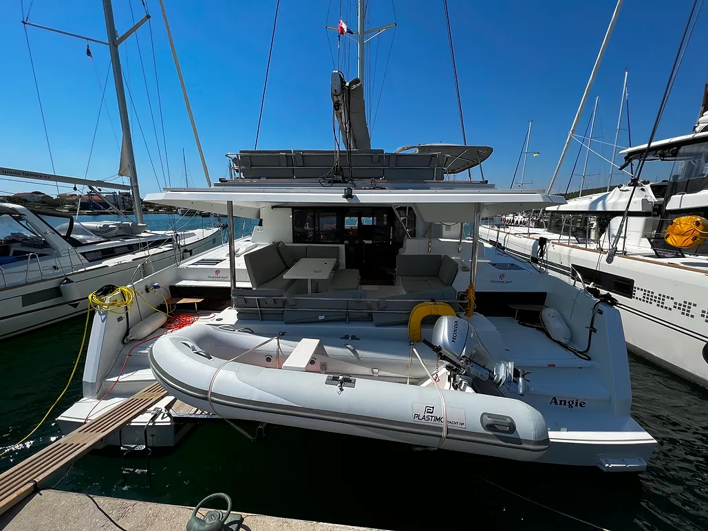 Fountaine Pajot Elba 45 | Angie