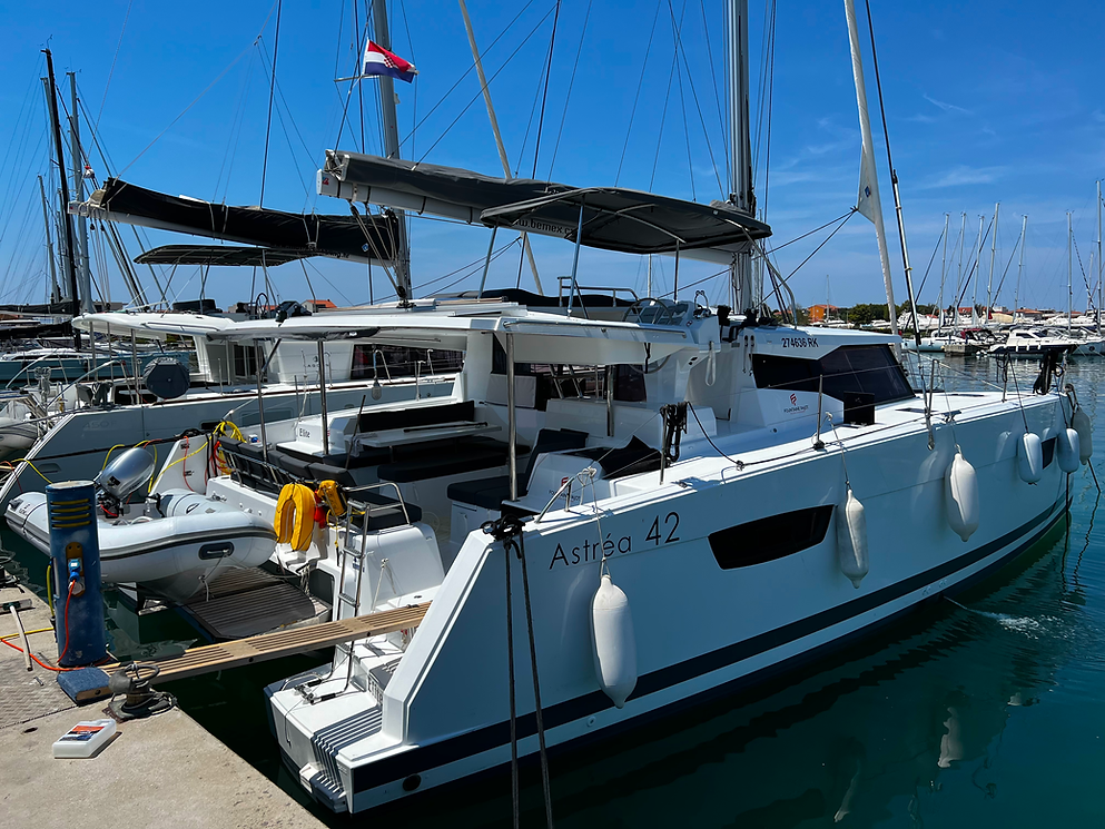 Fountaine Pajot Astrea 42 | Elite