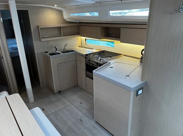 Beneteau Oceanis 40.1 | Aglaia