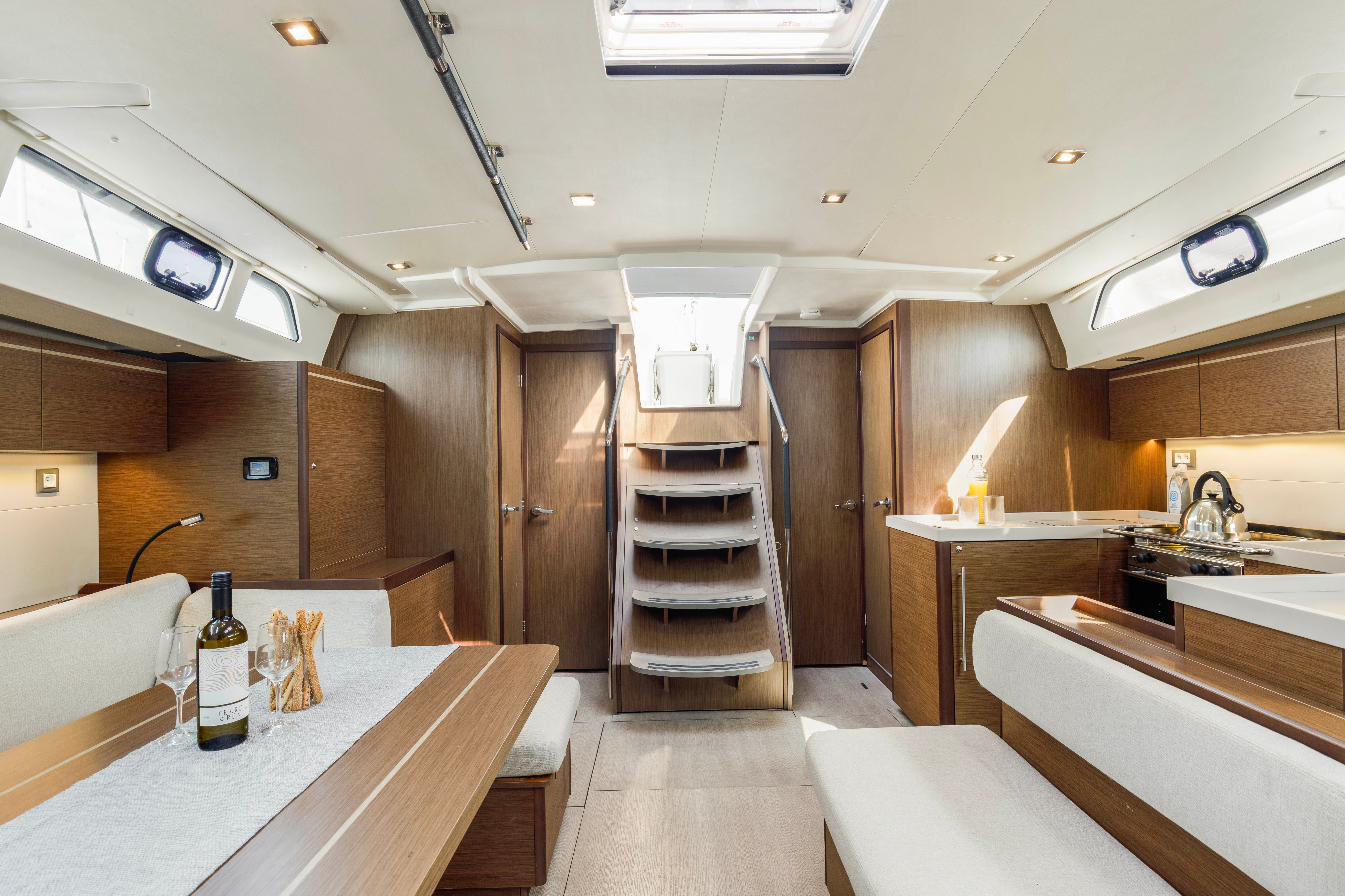 Beneteau Oceanis 51.1 | Polis