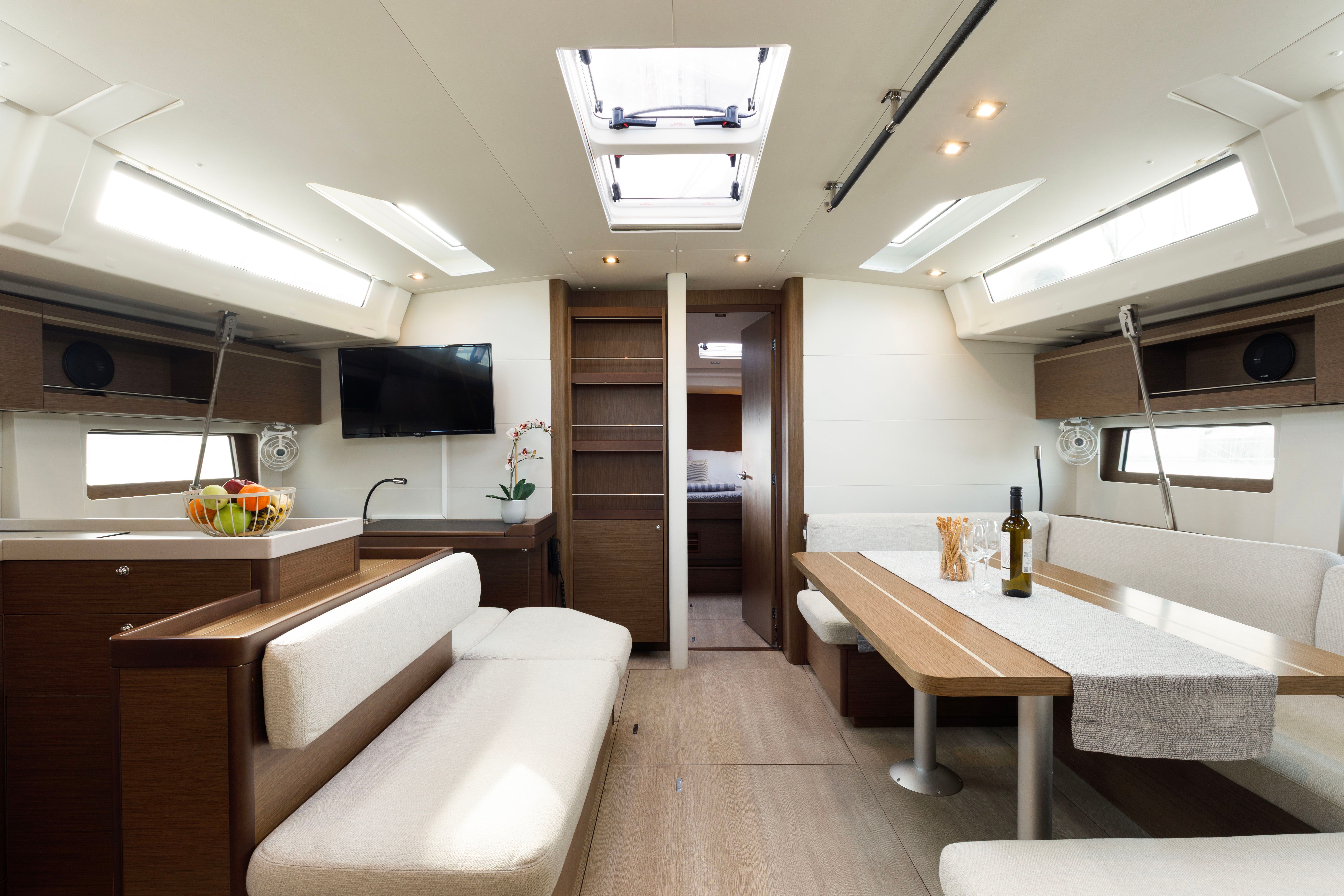 Beneteau Oceanis 51.1 | Polis