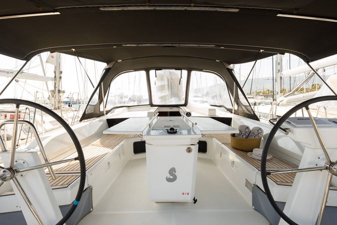 Beneteau Oceanis 51.1 | Polis