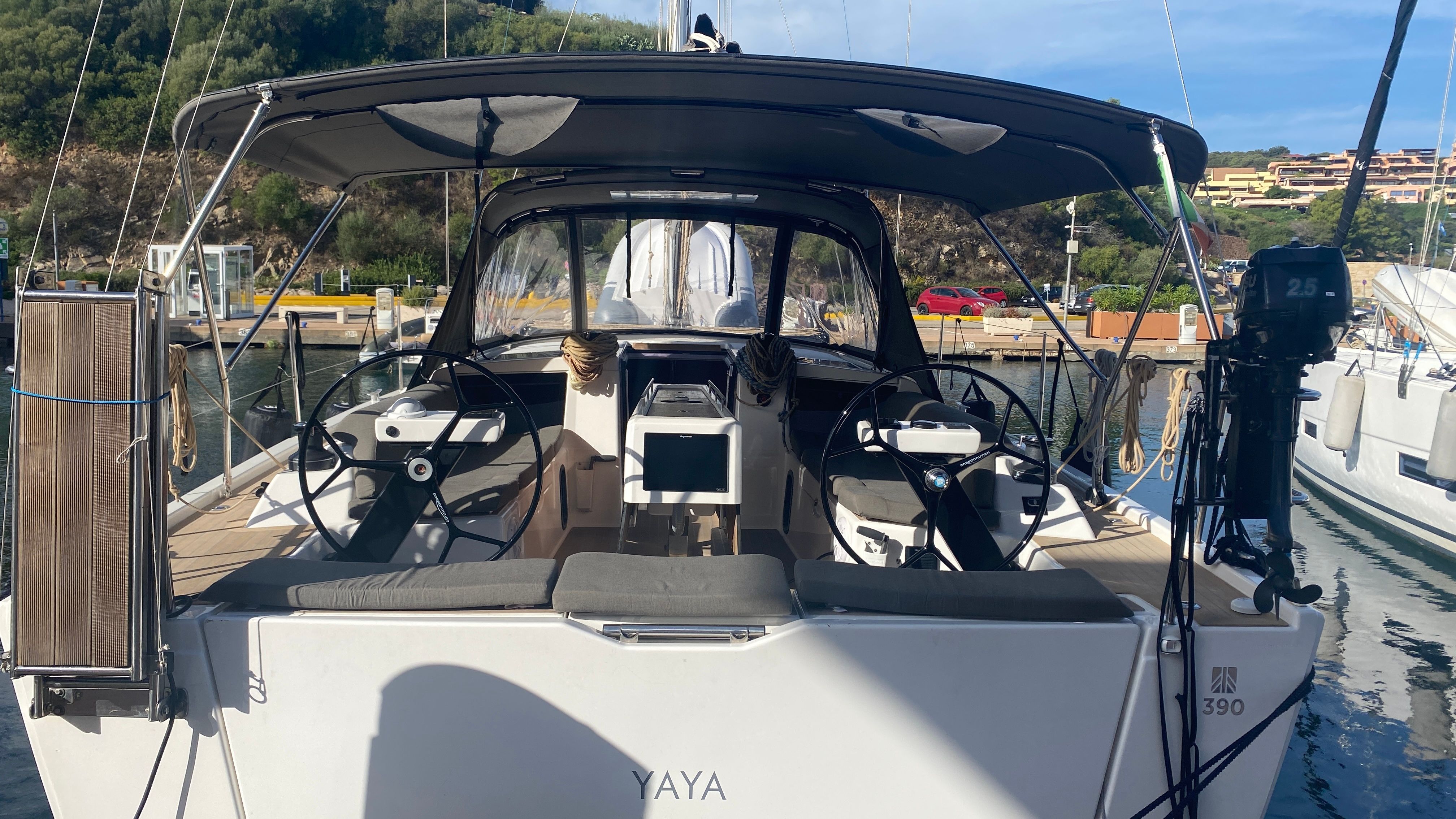 Dufour 390 | Yaya