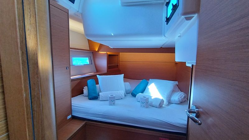 Dufour 530 | Asperula