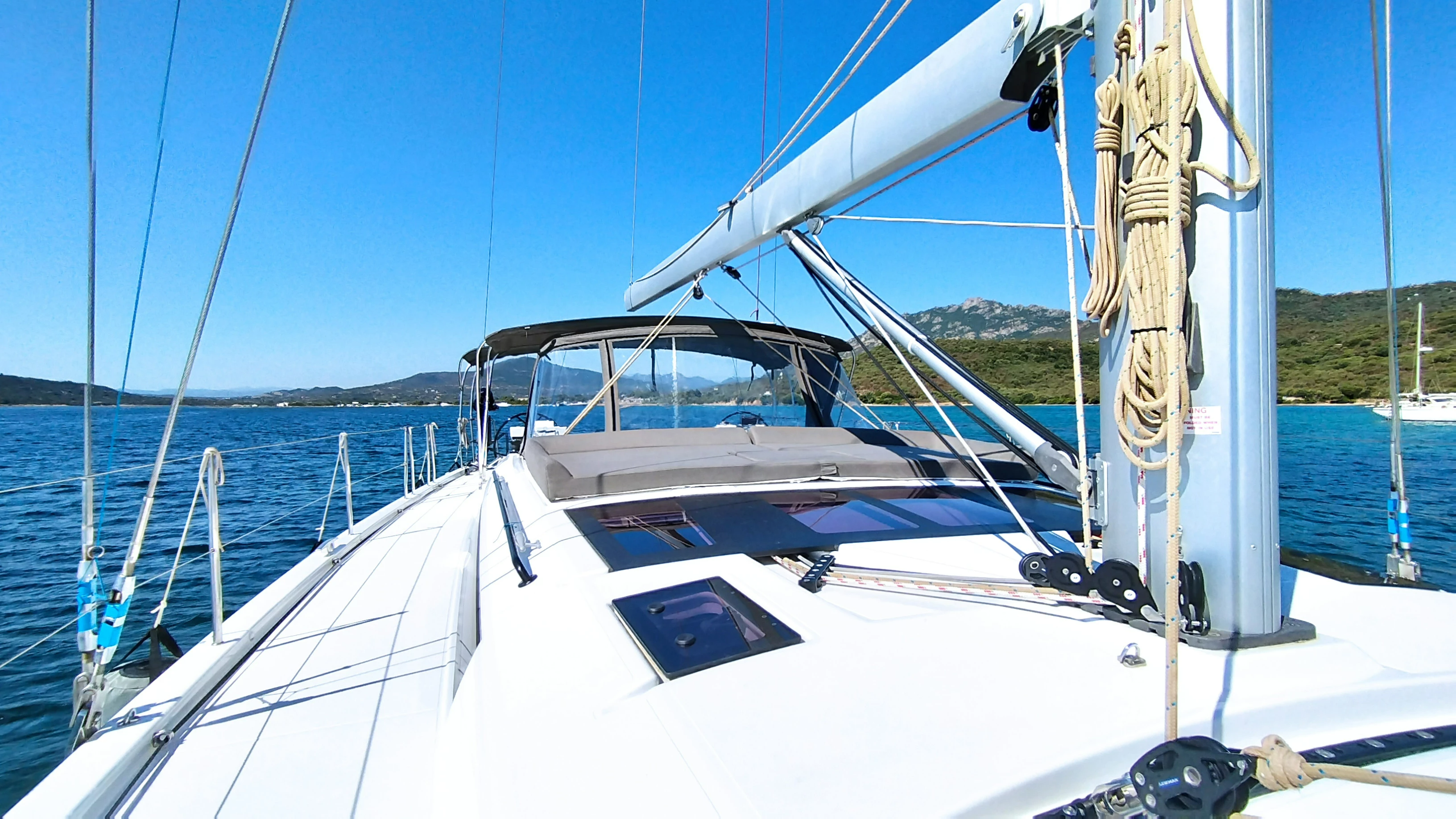 Dufour 530 | Asperula