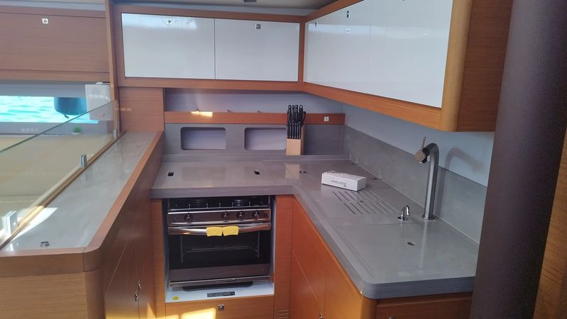 Dufour 530 | Asperula