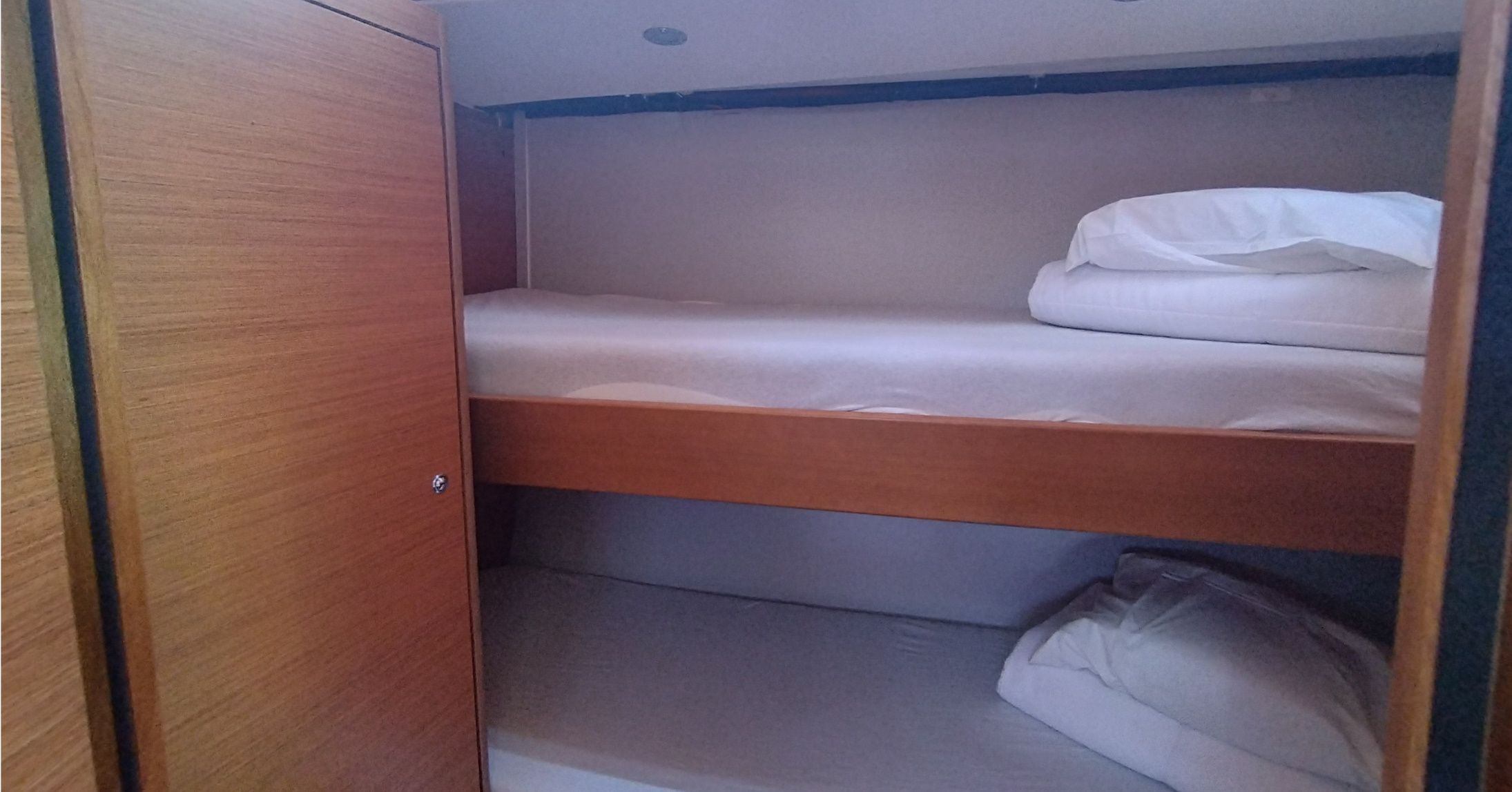 Dufour 530 | Asperula