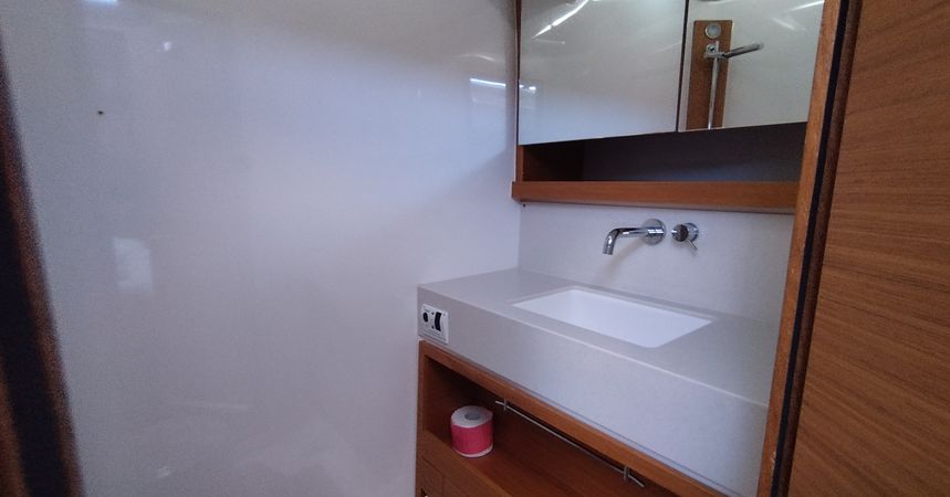 Dufour 530 | Asperula