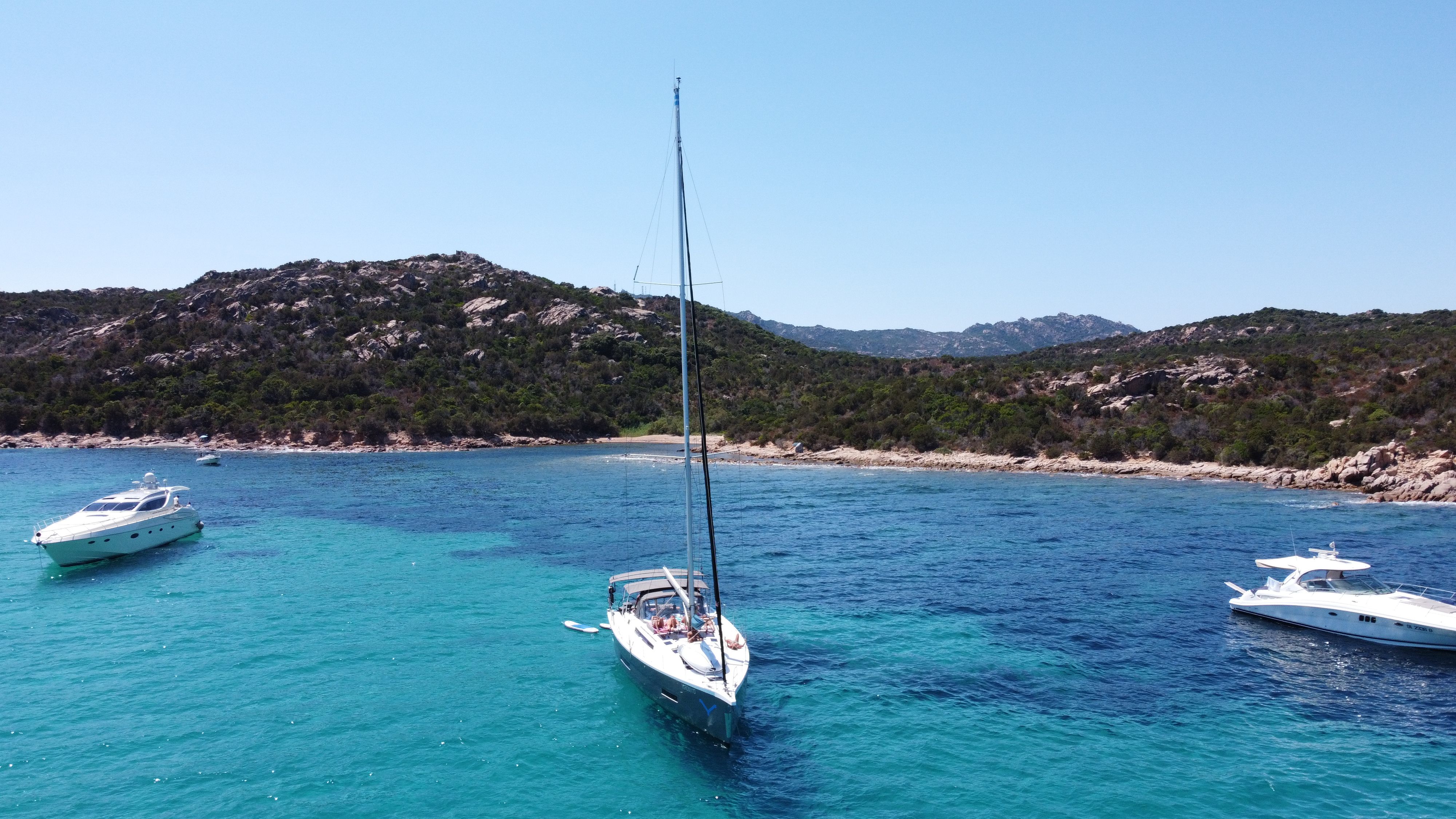 Dufour 530 | Asperula