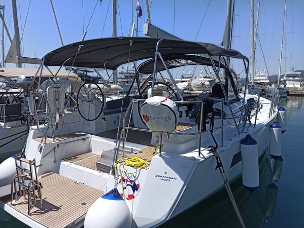 Jeanneau 54 | Il Gatto