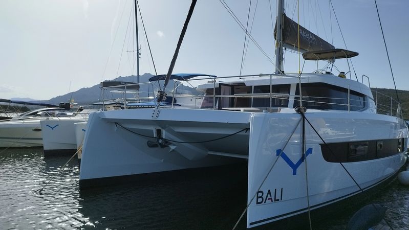 Bali 4.4 | Stenella