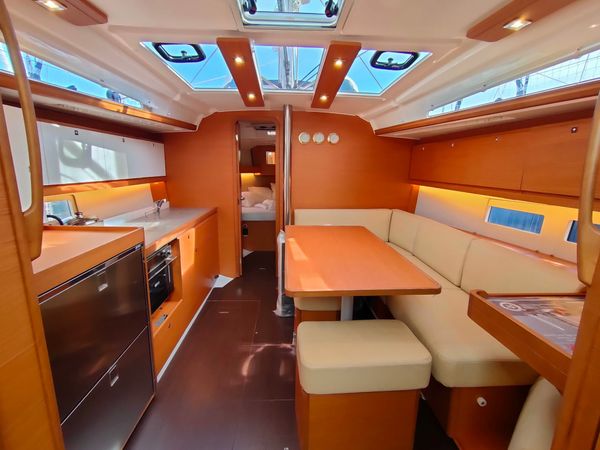 Dufour 390 | Tiche
