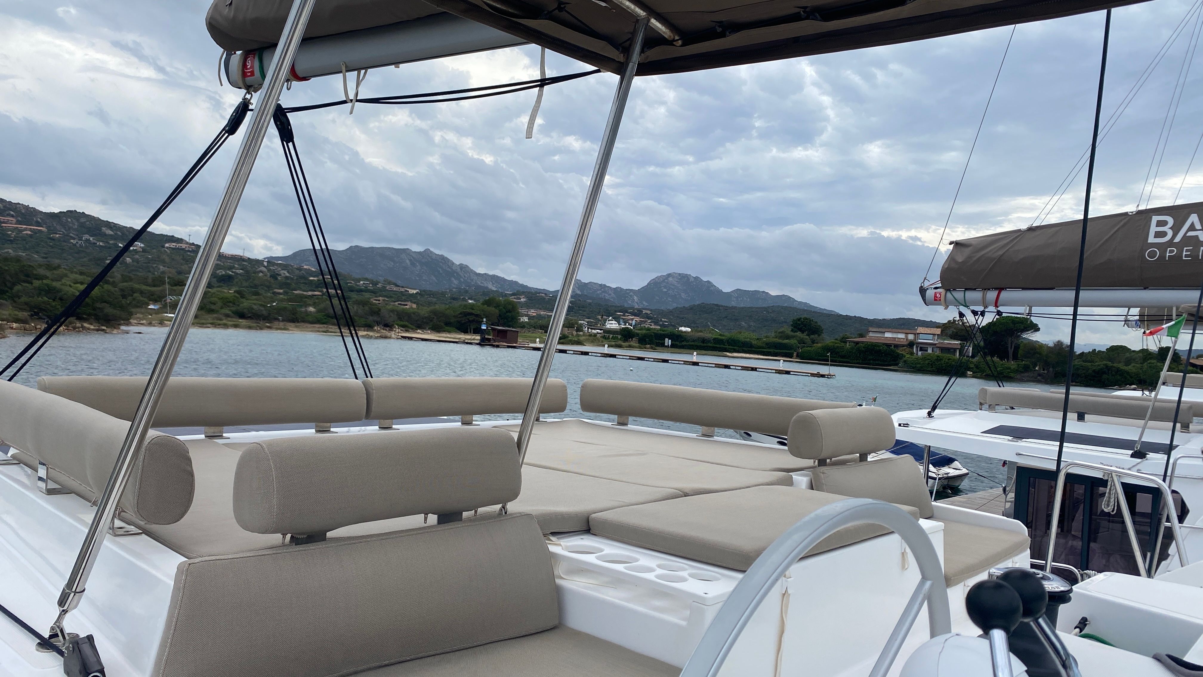 Bali Catspace | Tursiops