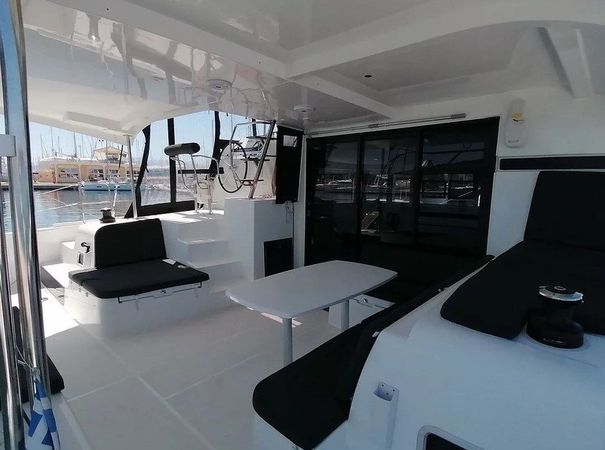 Lagoon 42 | Senza Ma