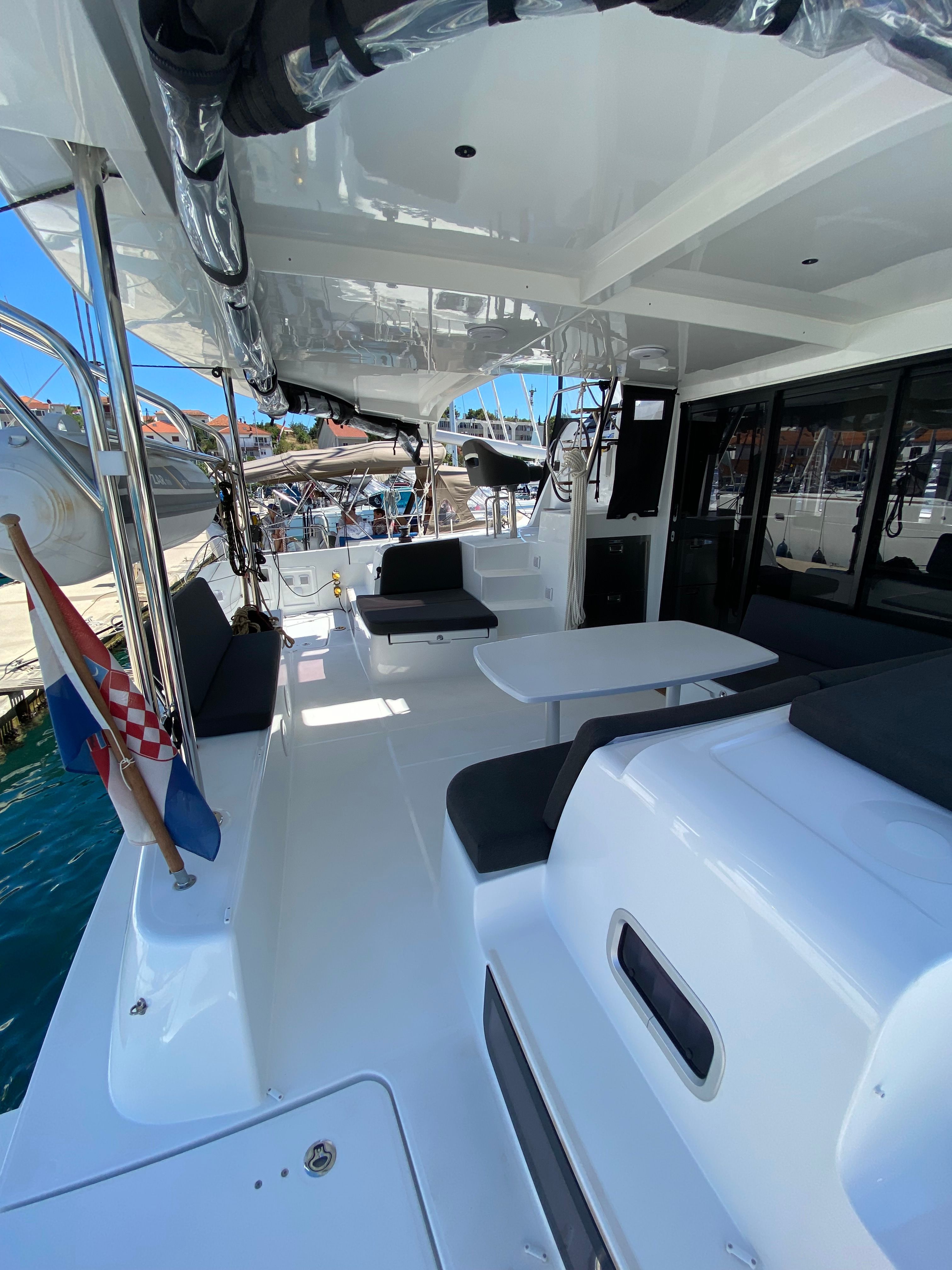 Lagoon 42 | Hanselli