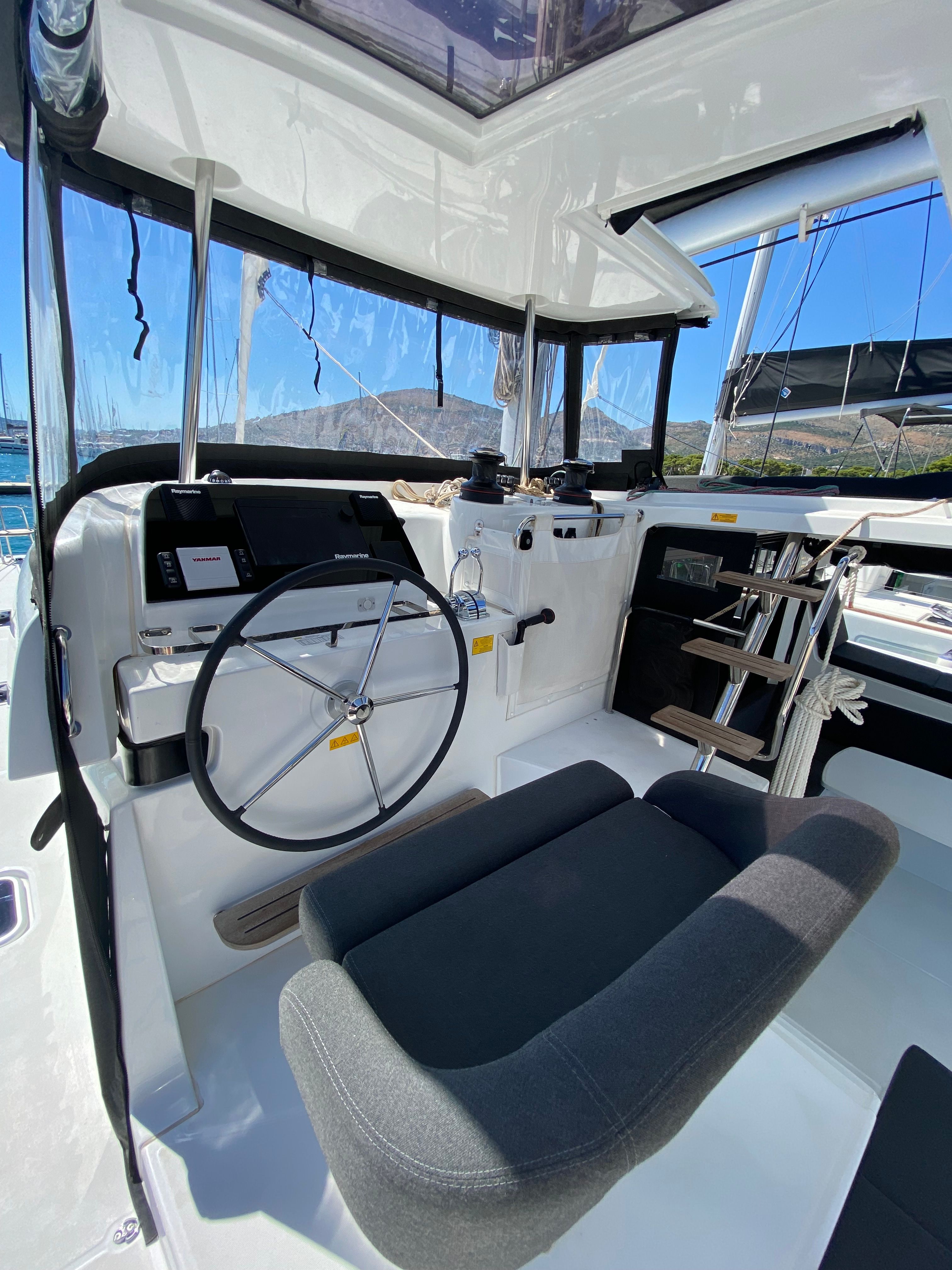 Lagoon 42 | Hanselli