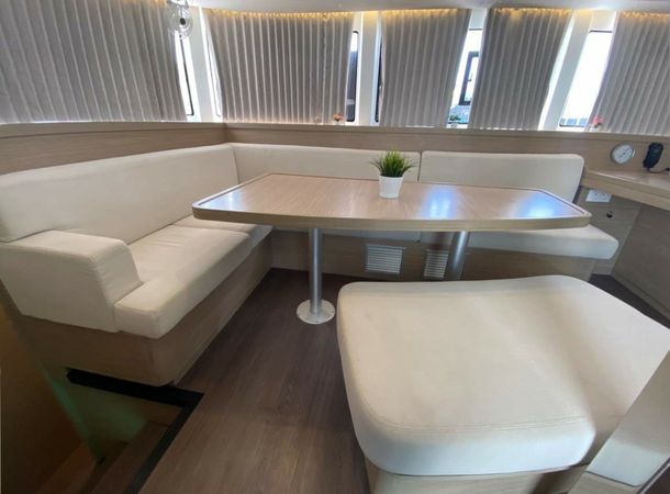 Lagoon 42 | Hanselli