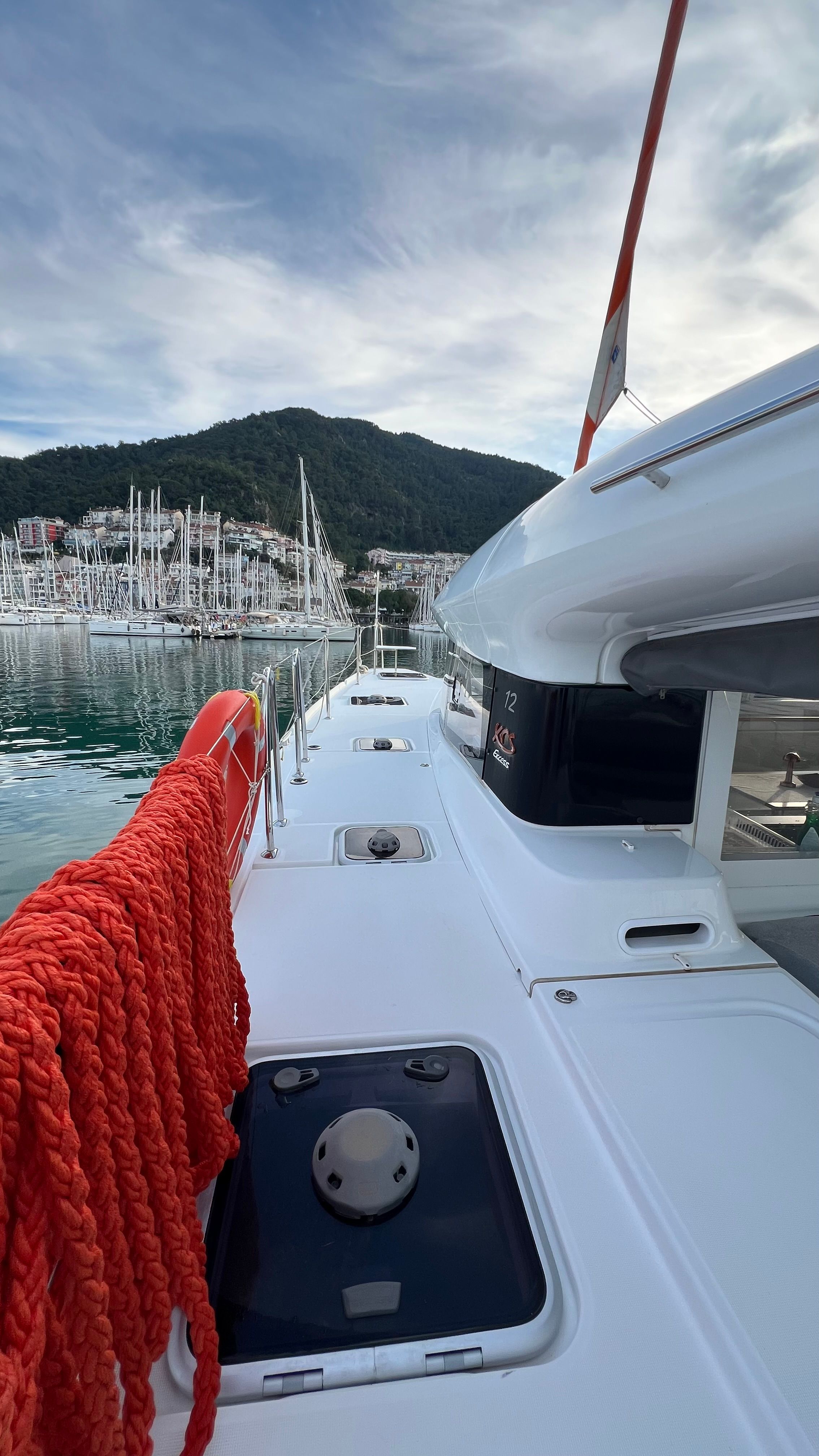 Excess 12 | Kalevezi