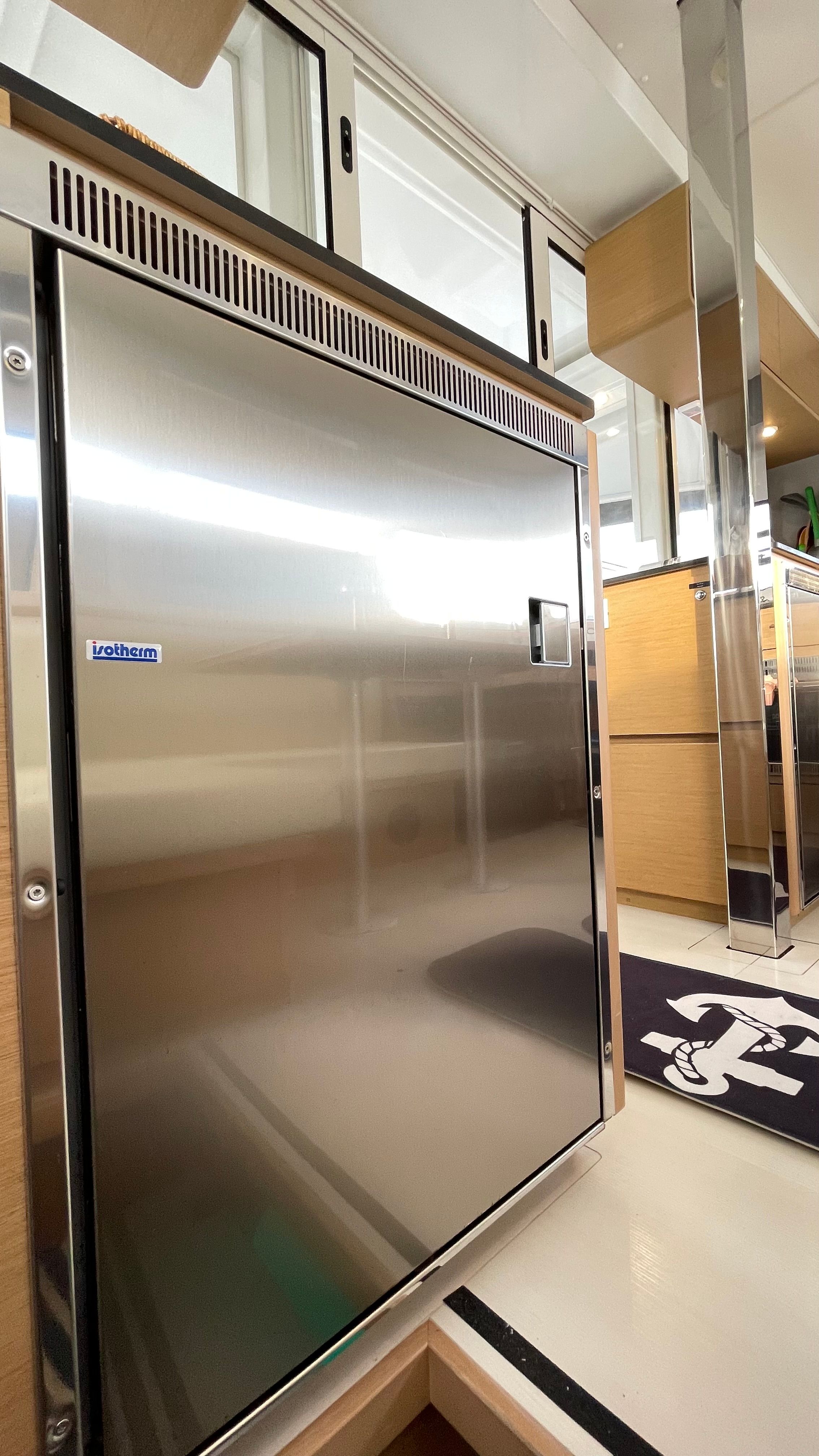 Excess 12 | Kalevezi