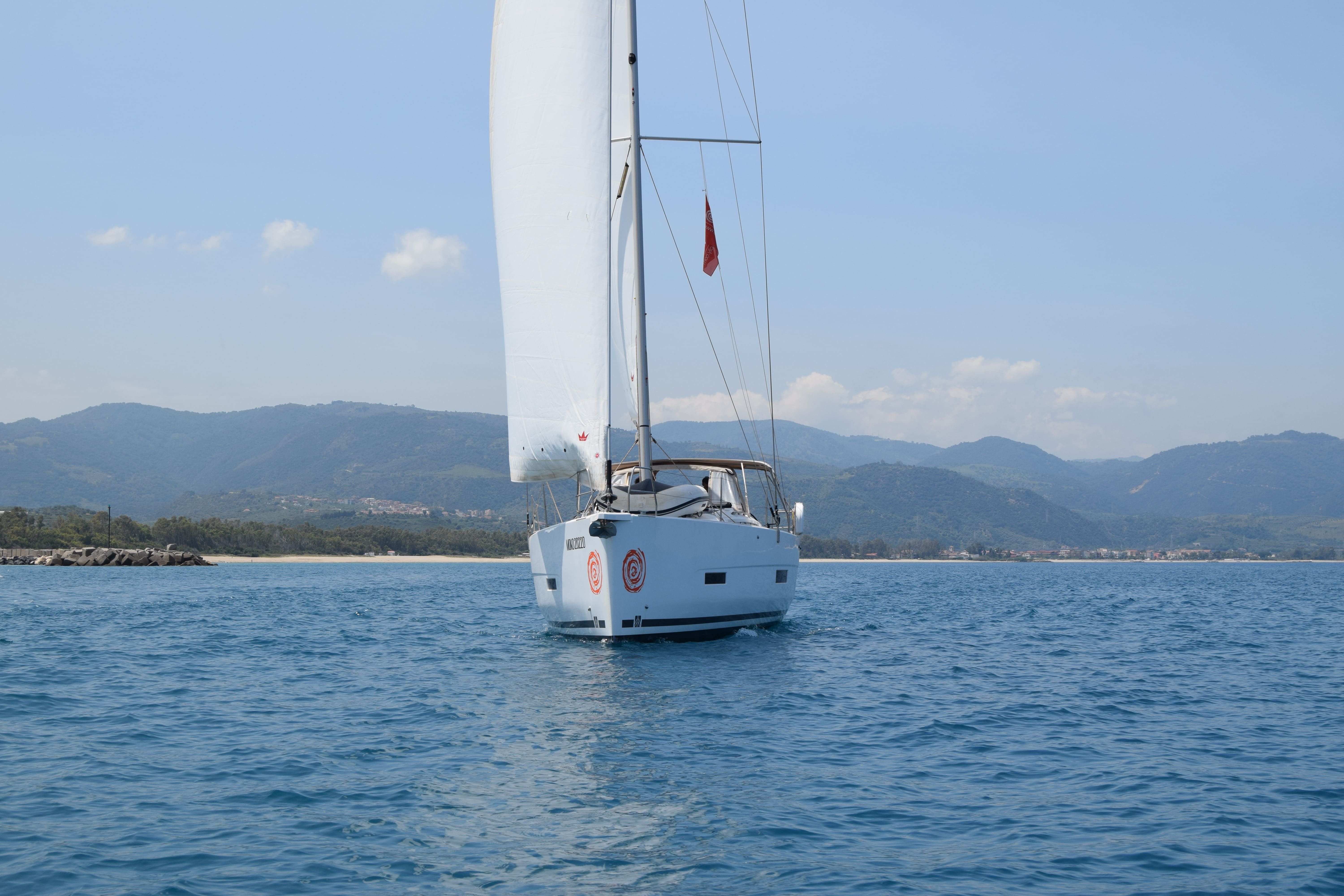 Dufour 430 | Little Mokoro