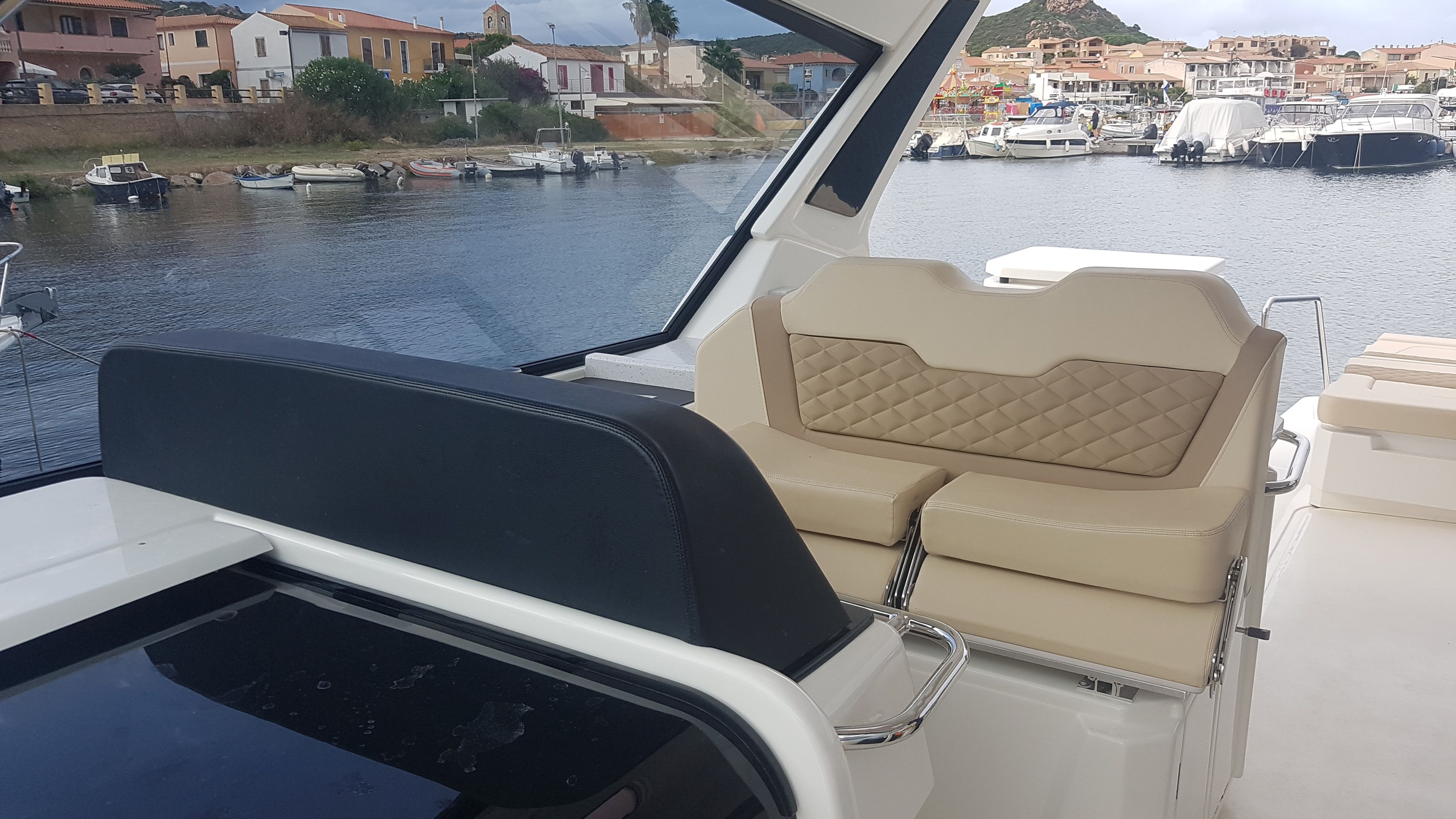 Aquila 36 | Joy