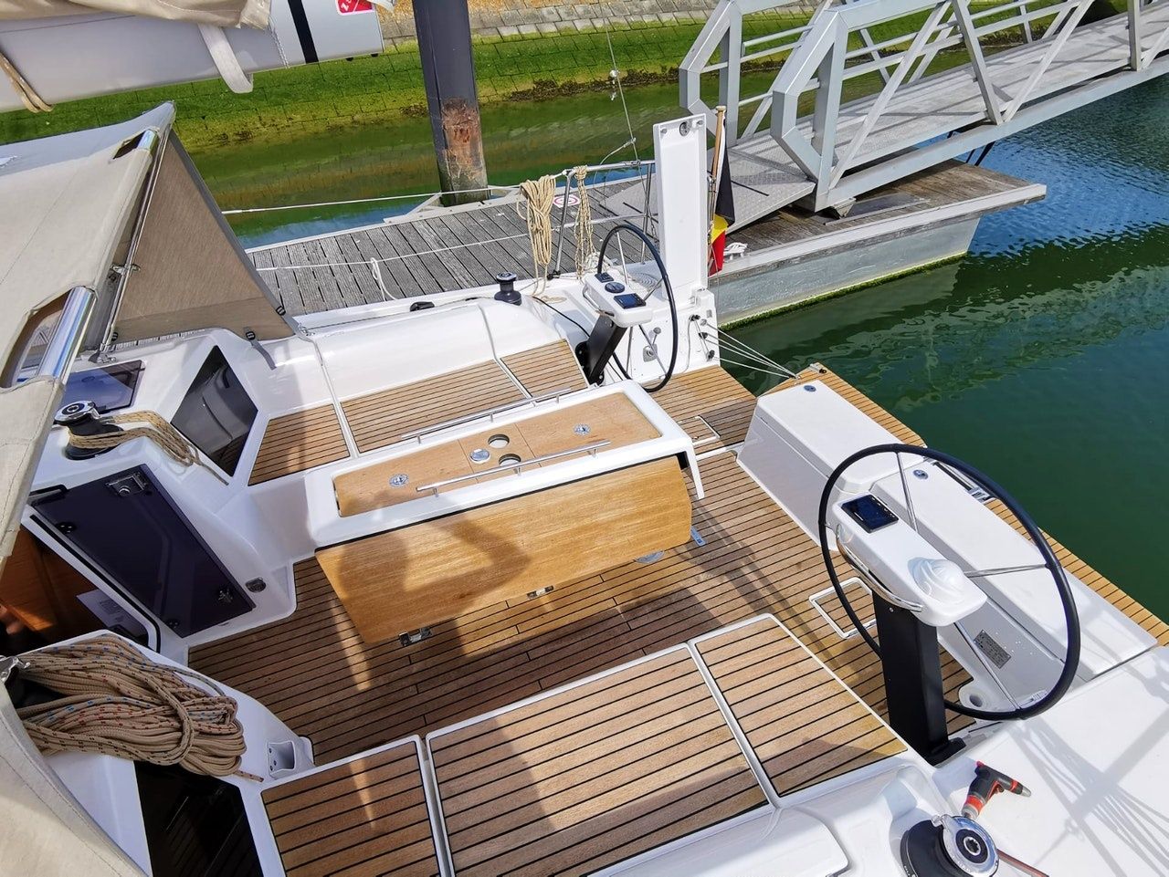 Dufour 390 | Antares