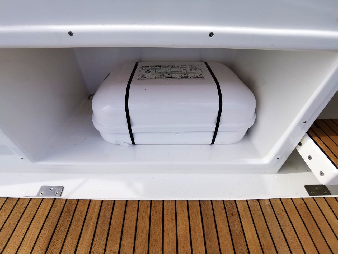 Dufour 390 | Antares