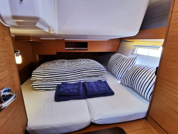 Dufour 390 | Antares