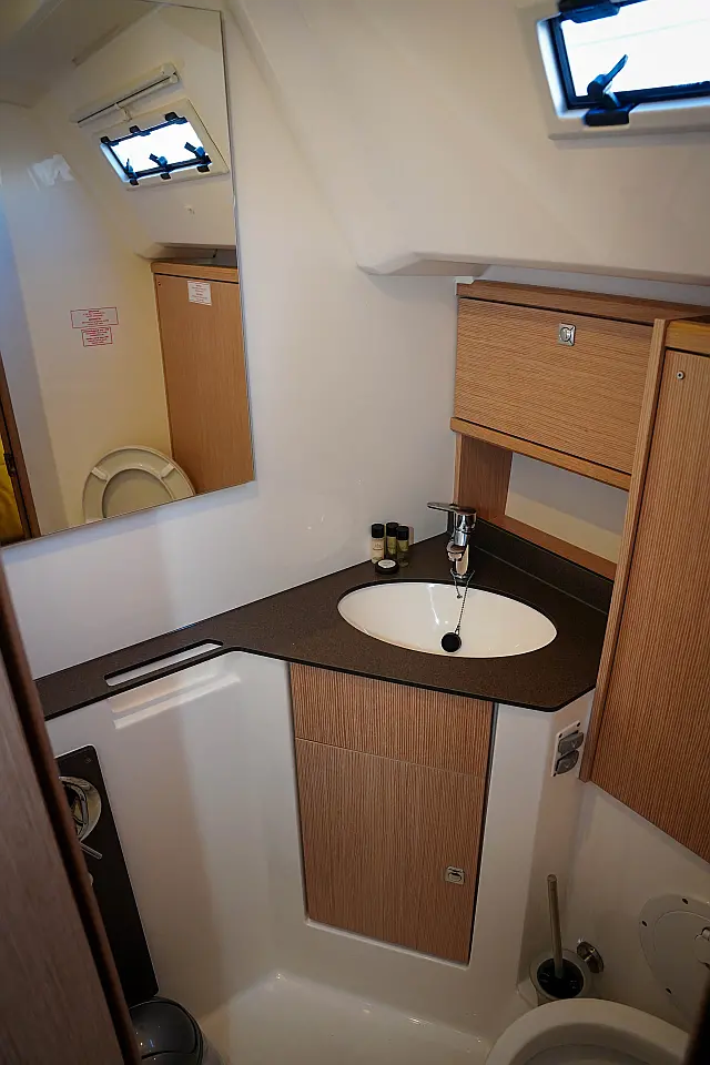 Bavaria Cruiser 46 | Blue-D