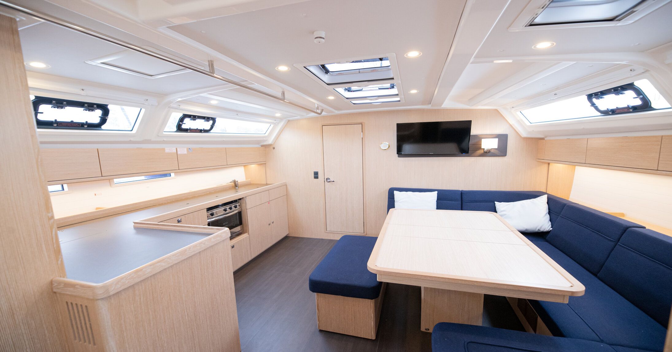Bavaria Cruiser 46 | Blue-D