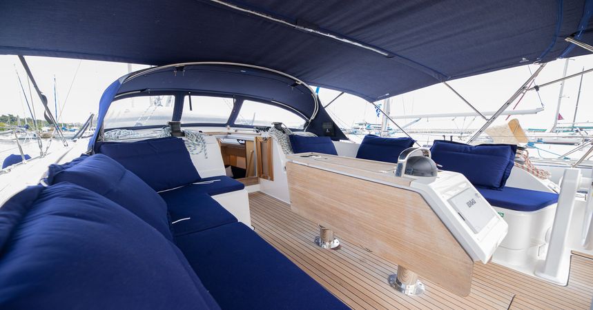 Bavaria Cruiser 46 | Blue-D