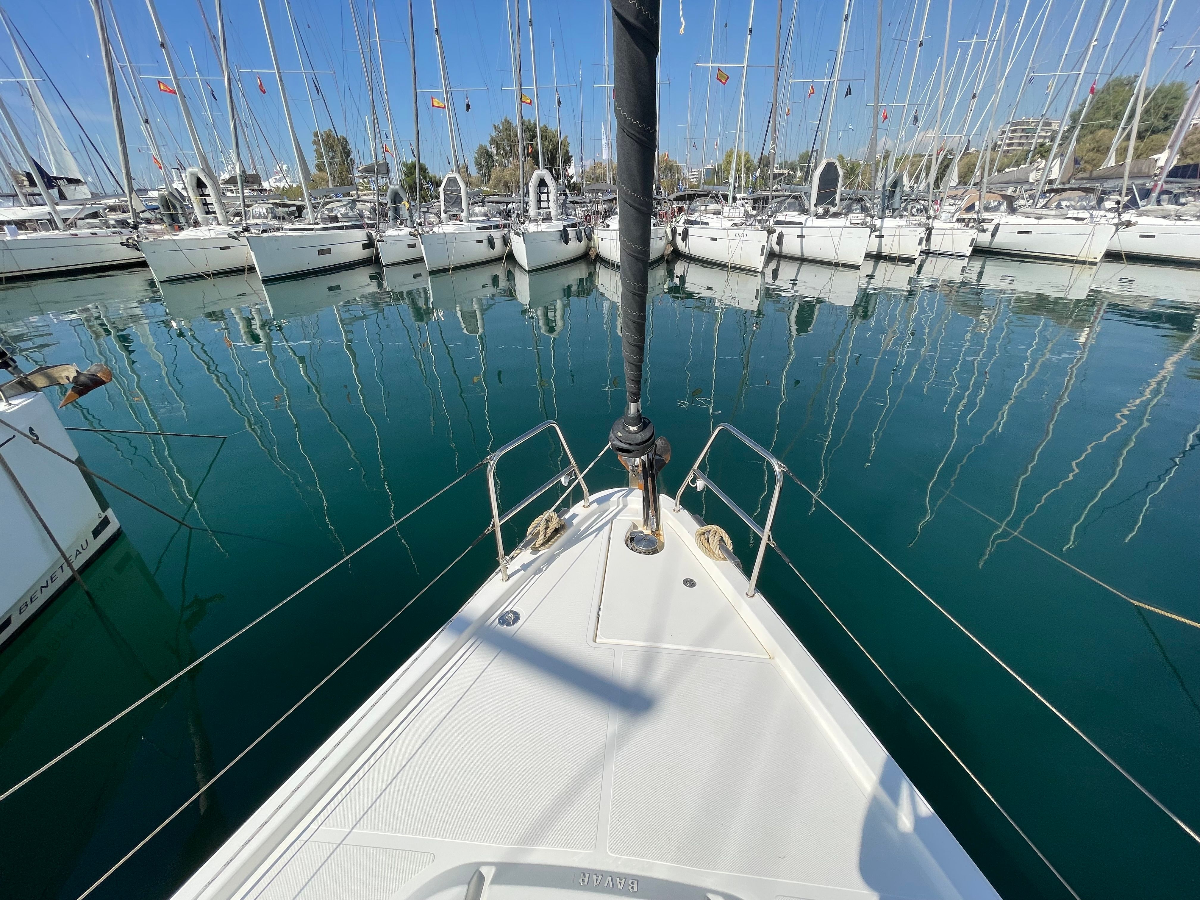 Bavaria C42 | Silver 7