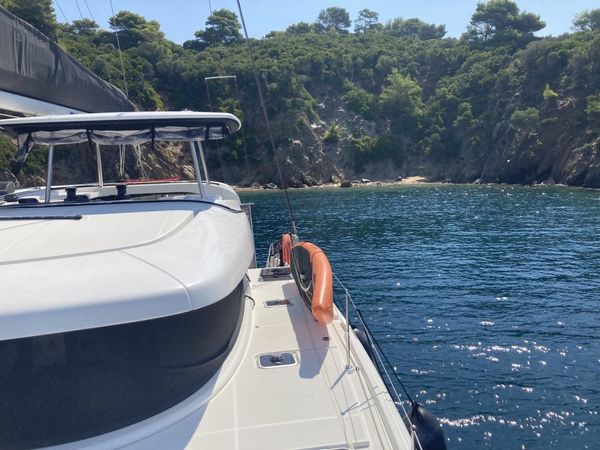 Lagoon 42 | Silver 8