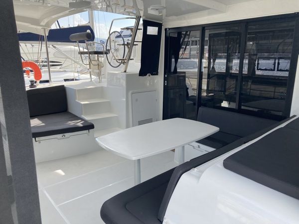 Lagoon 42 | Silver 8