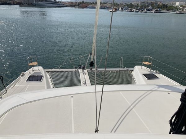 Lagoon 42 | Silver 8