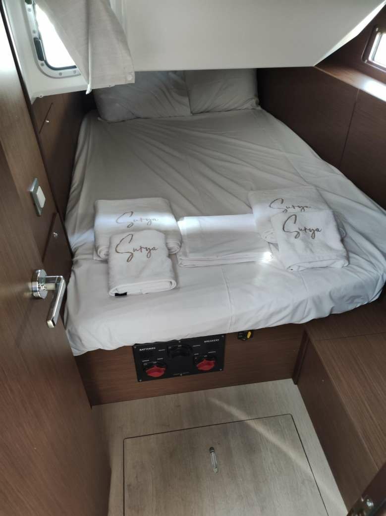Beneteau Oceanis 40.1 | Surya